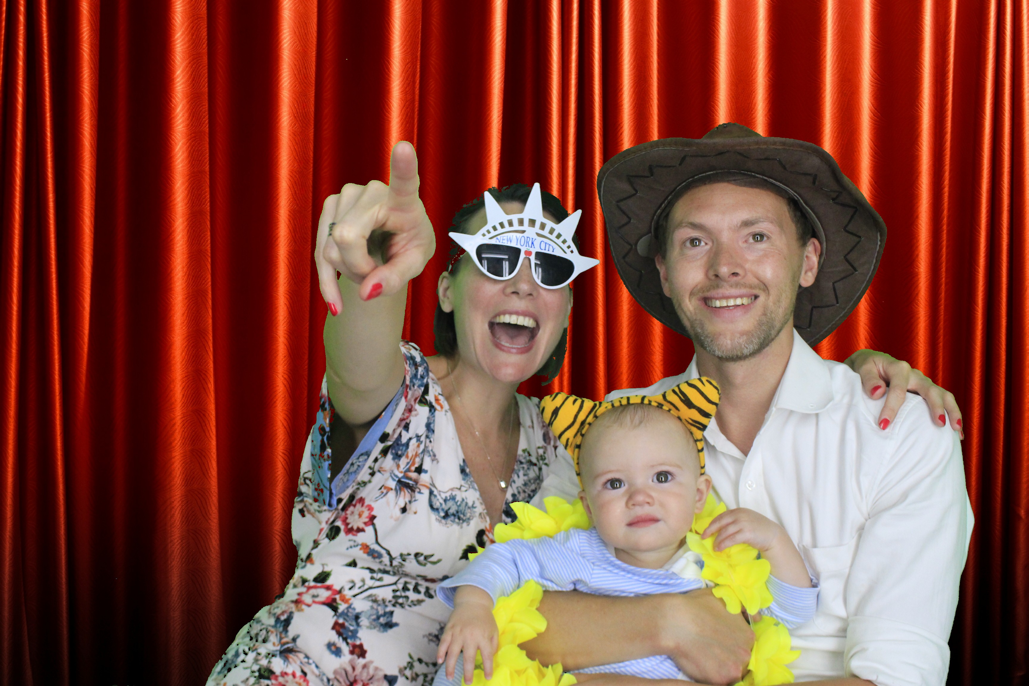 Clive and Gemma's Wedding | View more photos from the event at gallery.myphotoboothexperience.co.uk/u/MyPhotoBoothExperienceLtd/Clive-and-Gemmas-Wedding